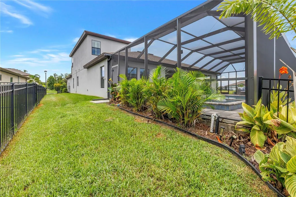 9279 Warm Springs Parrish FL 34219