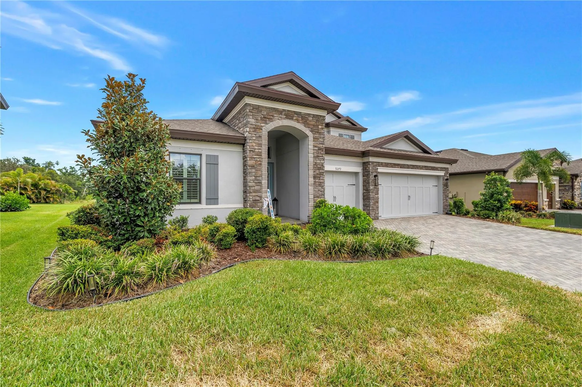 9279 Warm Springs Parrish FL 34219