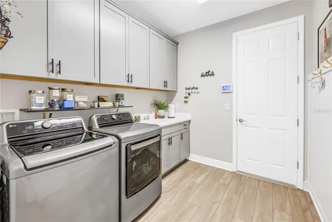 9279 Warm Springs Parrish FL 34219