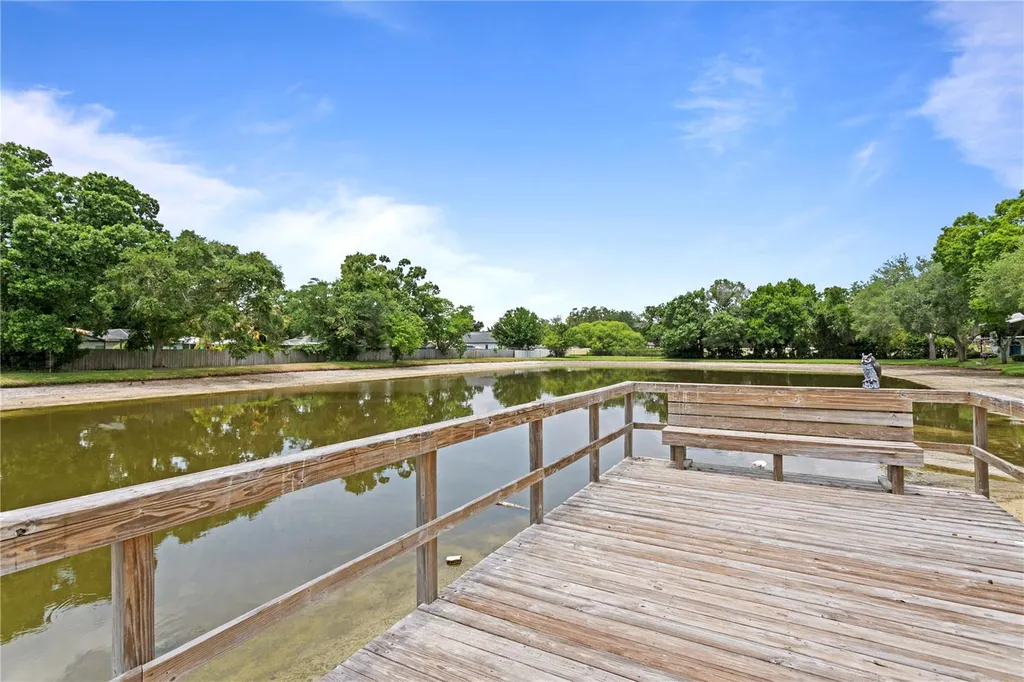 4506 S Oak Drive Tampa FL 33611