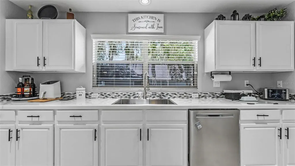 2855 Blackwater Oaks Drive Mulberry FL 33860