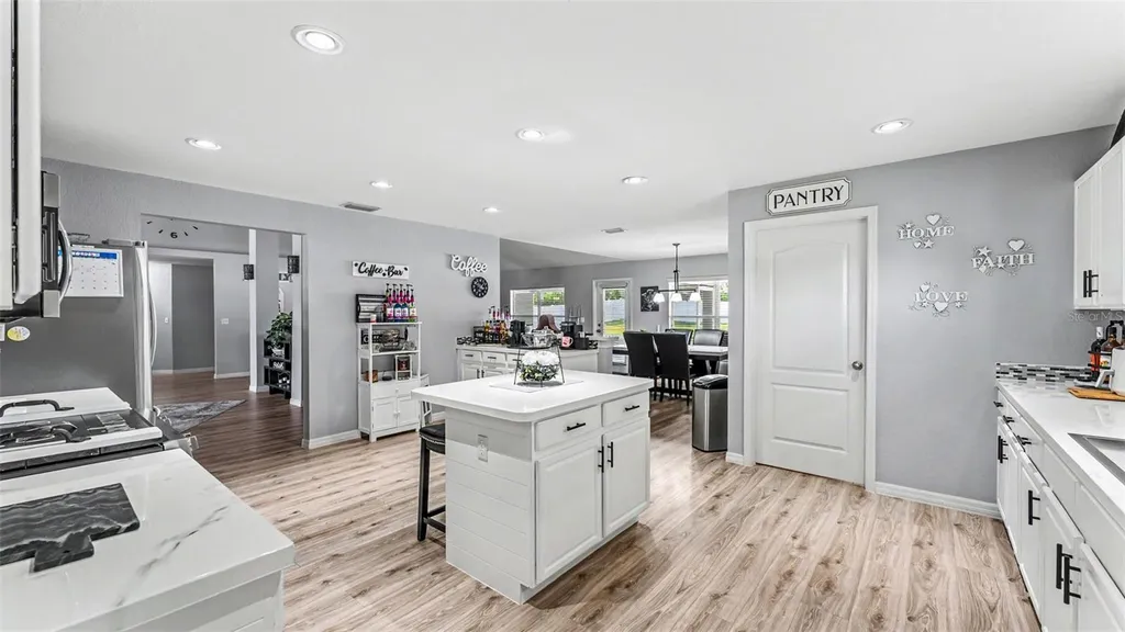 2855 Blackwater Oaks Drive Mulberry FL 33860
