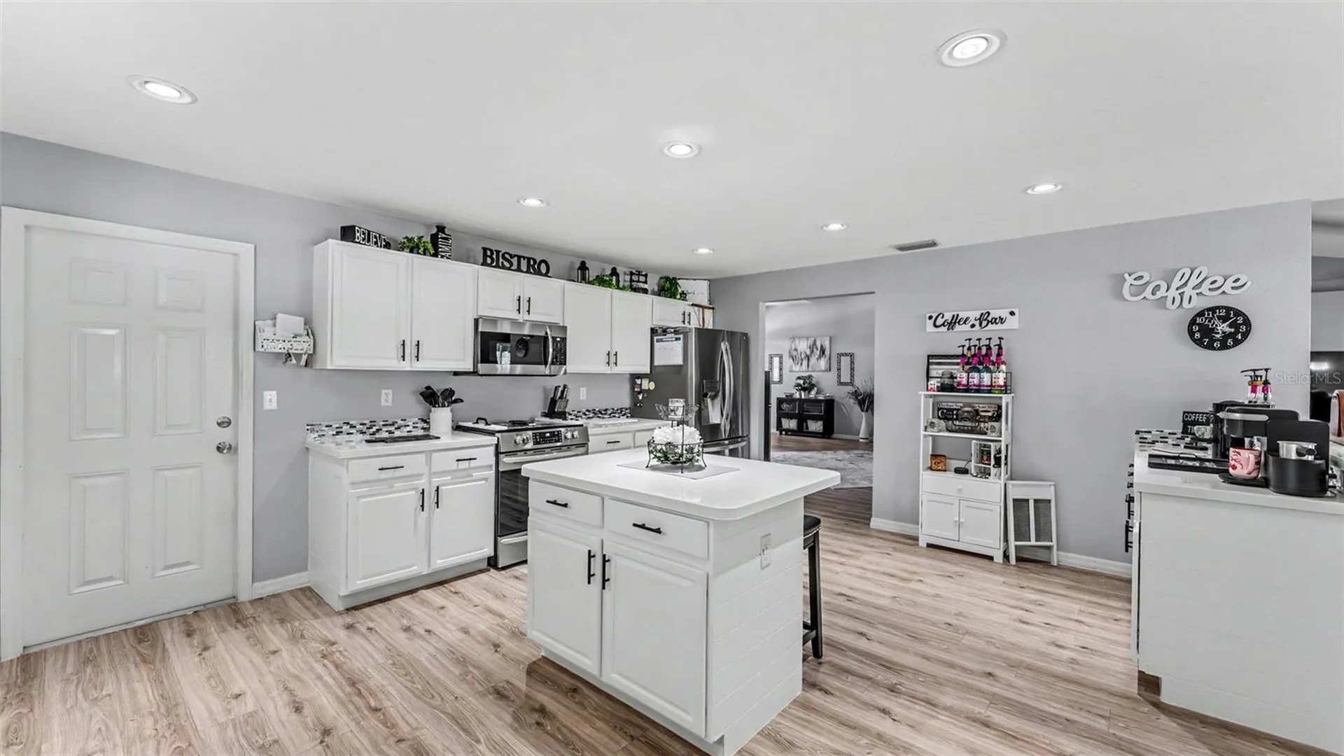 2855 Blackwater Oaks Drive Mulberry FL 33860