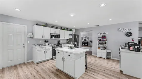 2855 Blackwater Oaks Drive Mulberry FL 33860