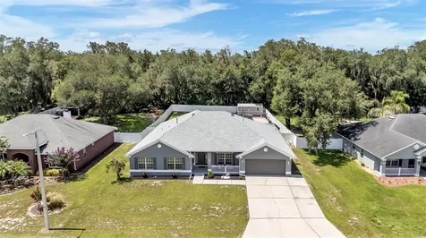 2855 Blackwater Oaks Drive Mulberry FL 33860
