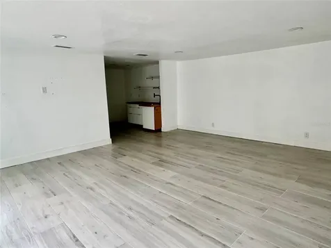 812 Tropical Drive Bradenton FL 34208