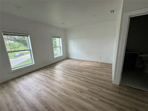 812 Tropical Drive Bradenton FL 34208
