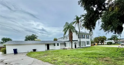 812 Tropical Drive Bradenton FL 34208