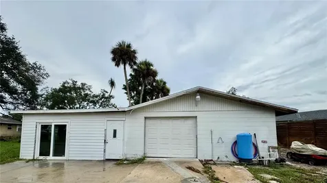 812 Tropical Drive Bradenton FL 34208