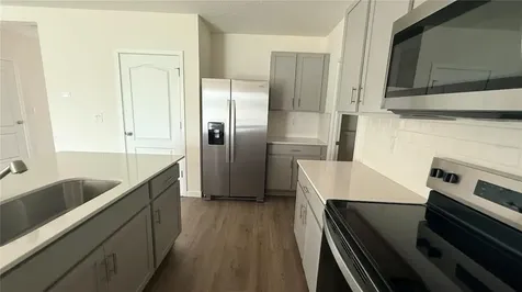 2046 Walnut Creek Drive Kissimmee FL 34744