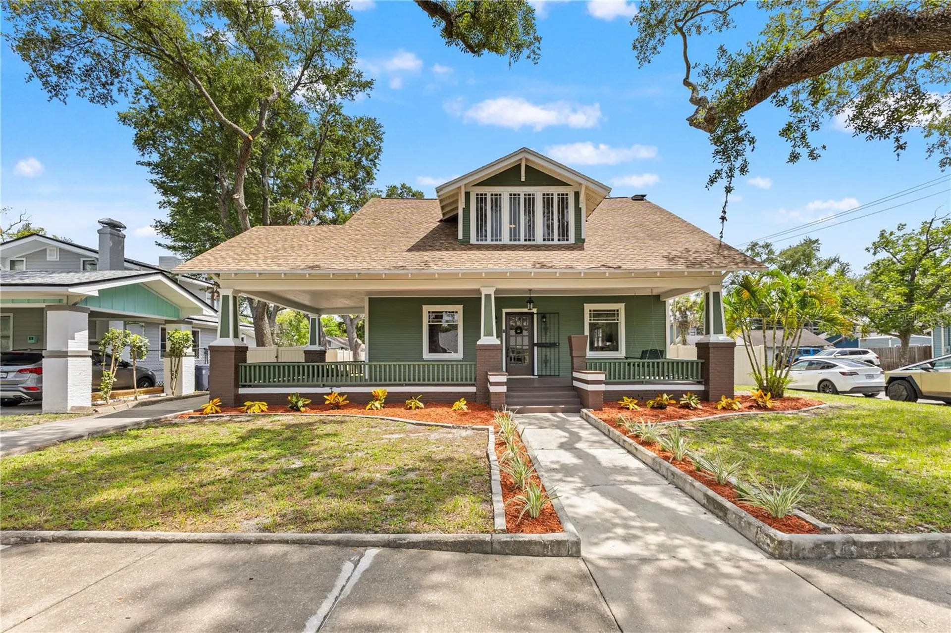 120 W Comanche Avenue Tampa FL 33604
