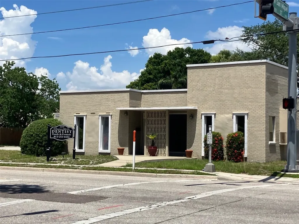 2210 S Macdill Avenue Tampa FL 33629