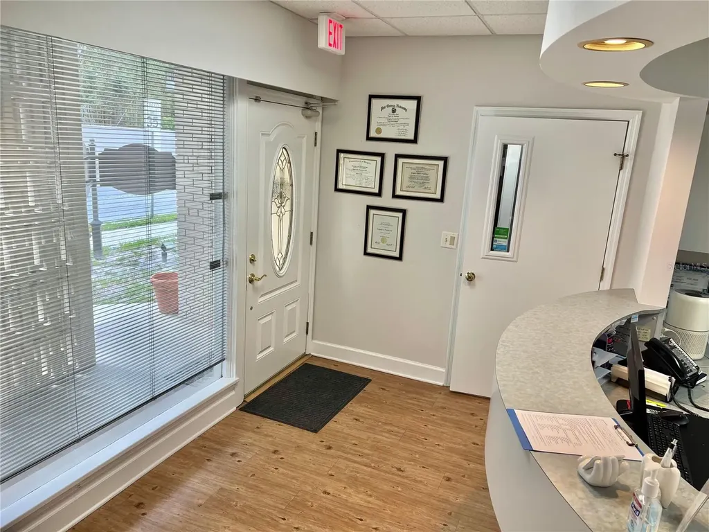 2210 S Macdill Avenue Tampa FL 33629