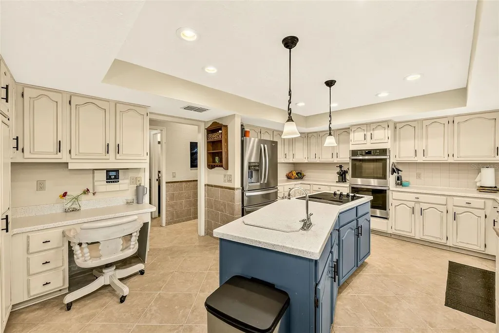 807 Centerbrook Drive Brandon FL 33511