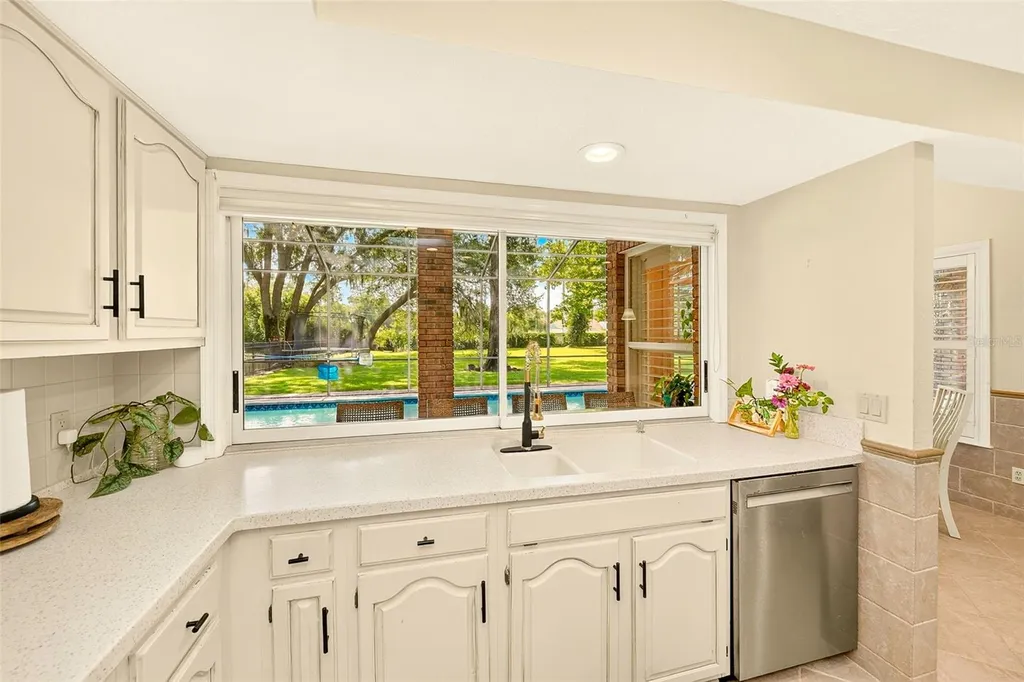 807 Centerbrook Drive Brandon FL 33511