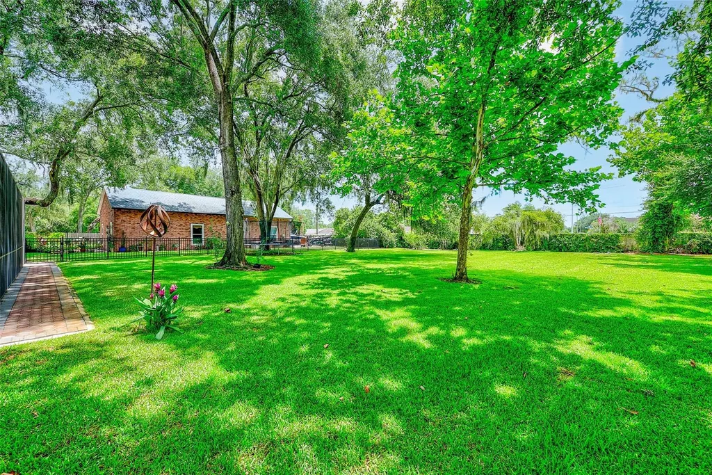 807 Centerbrook Drive Brandon FL 33511