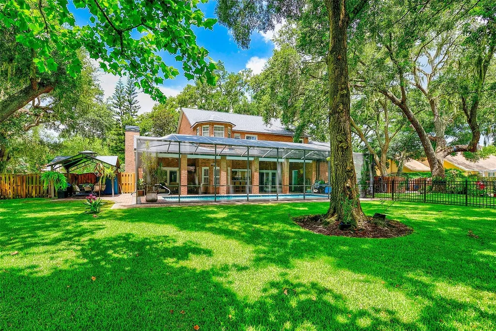 807 Centerbrook Drive Brandon FL 33511