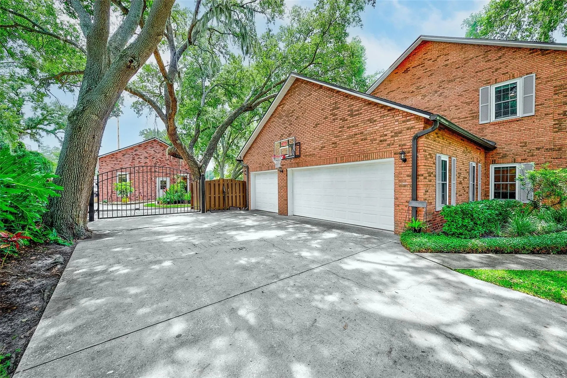 807 Centerbrook Drive Brandon FL 33511