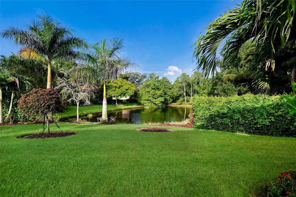 8122 Lone Tree Glen Lakewood Ranch FL 34202