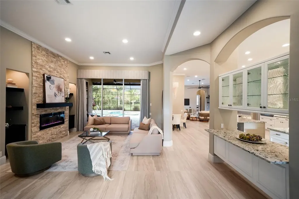 8122 Lone Tree Glen Lakewood Ranch FL 34202