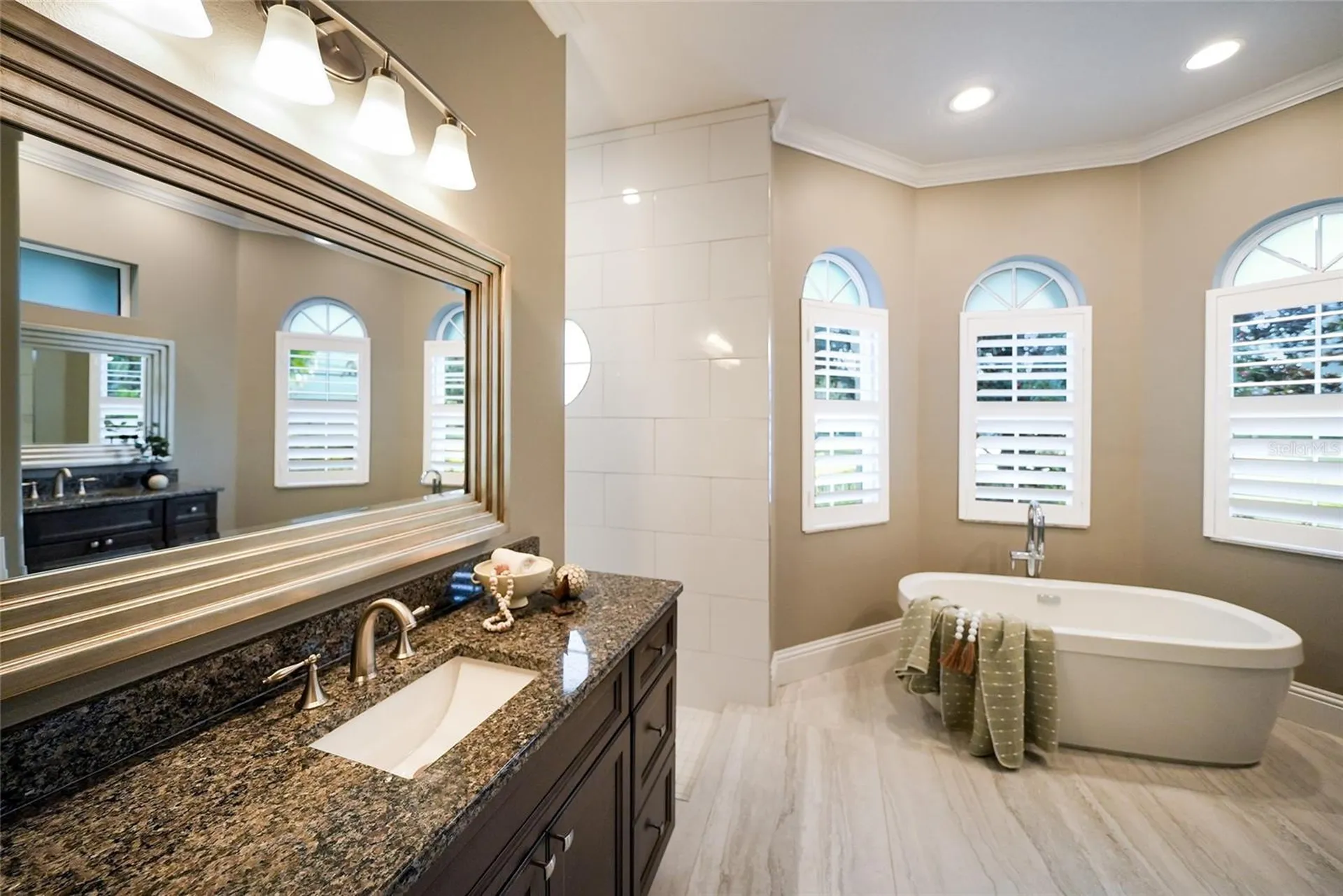 8122 Lone Tree Glen Lakewood Ranch FL 34202