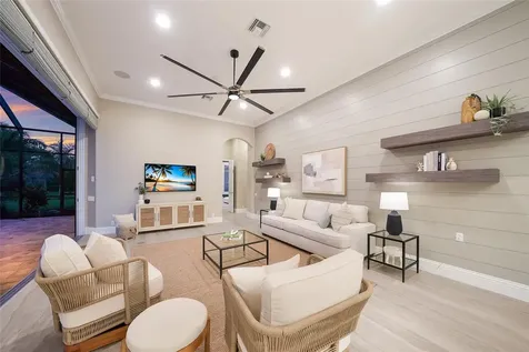 8122 Lone Tree Glen Lakewood Ranch FL 34202