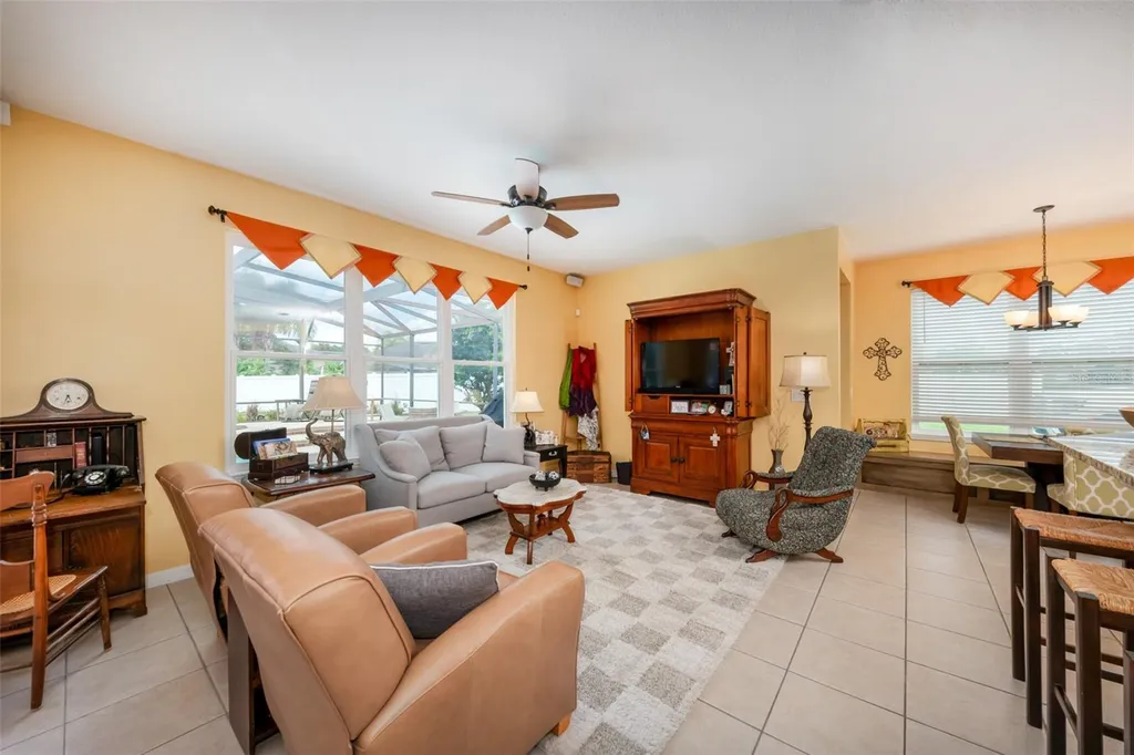 407 Osprey Lakes Circle Oviedo FL 32766