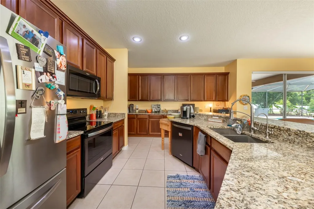 407 Osprey Lakes Circle Oviedo FL 32766