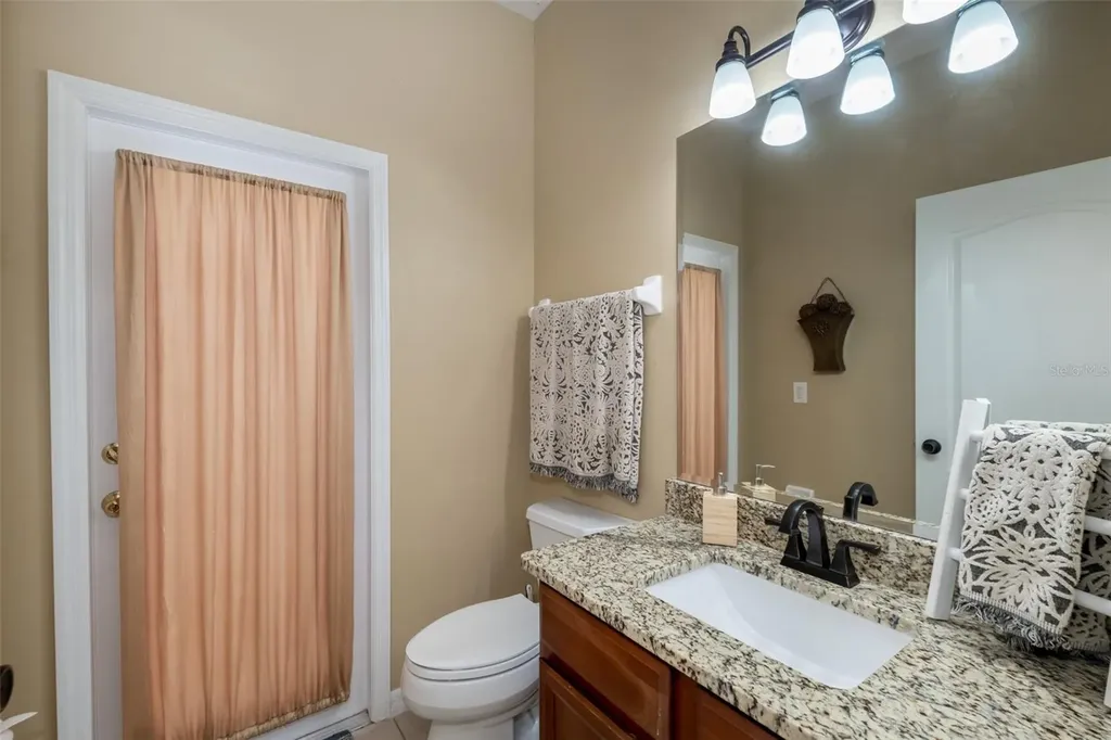 407 Osprey Lakes Circle Oviedo FL 32766