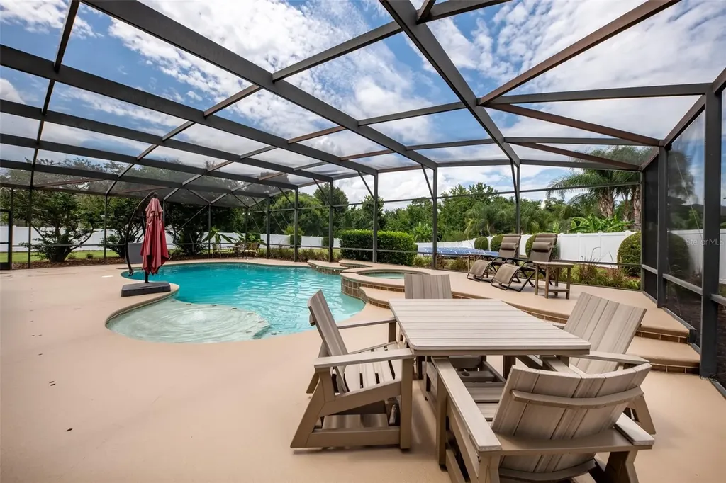 407 Osprey Lakes Circle Oviedo FL 32766