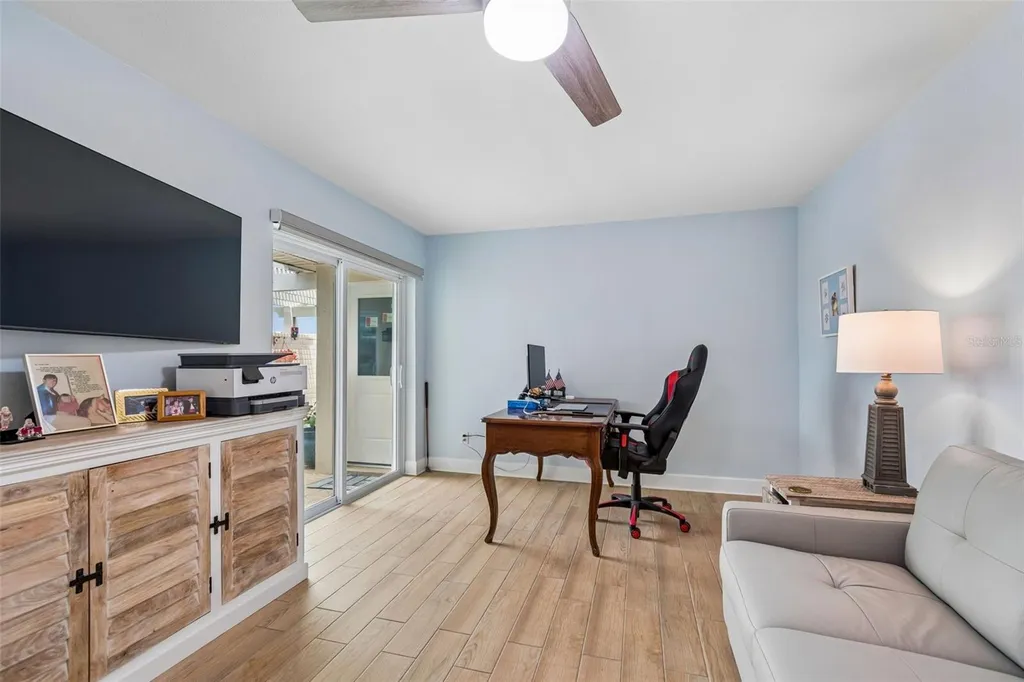 392 Boca Ciega Point Boulevard N St Petersburg FL 33708