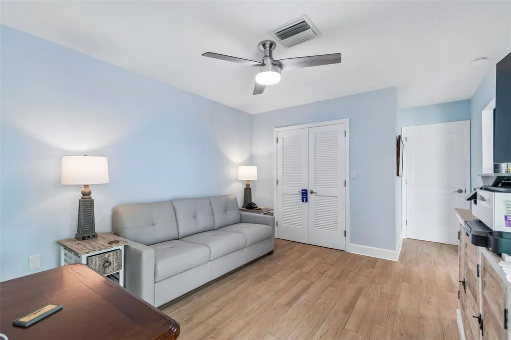 392 Boca Ciega Point Boulevard N St Petersburg FL 33708