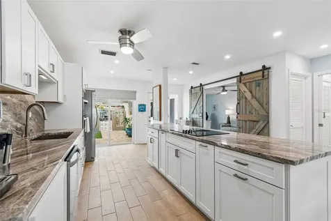 392 Boca Ciega Point Boulevard N St Petersburg FL 33708