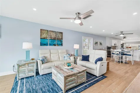 392 Boca Ciega Point Boulevard N St Petersburg FL 33708