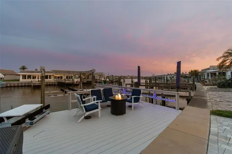 392 Boca Ciega Point Boulevard N St Petersburg FL 33708