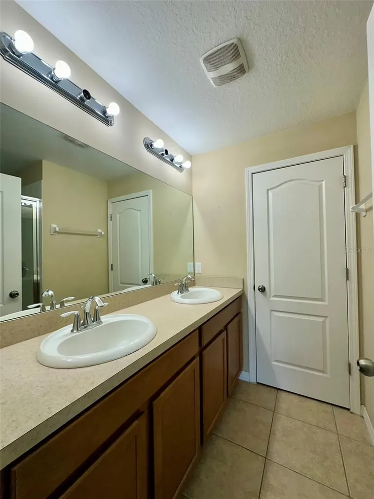 4057 Winding Vine Drive Lakeland FL 33812