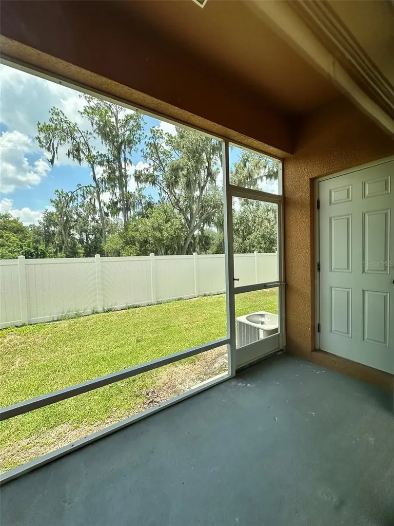 4057 Winding Vine Drive Lakeland FL 33812