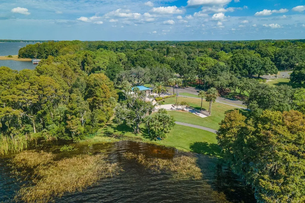 3951 Brightside Lane Palm Harbor FL 34685