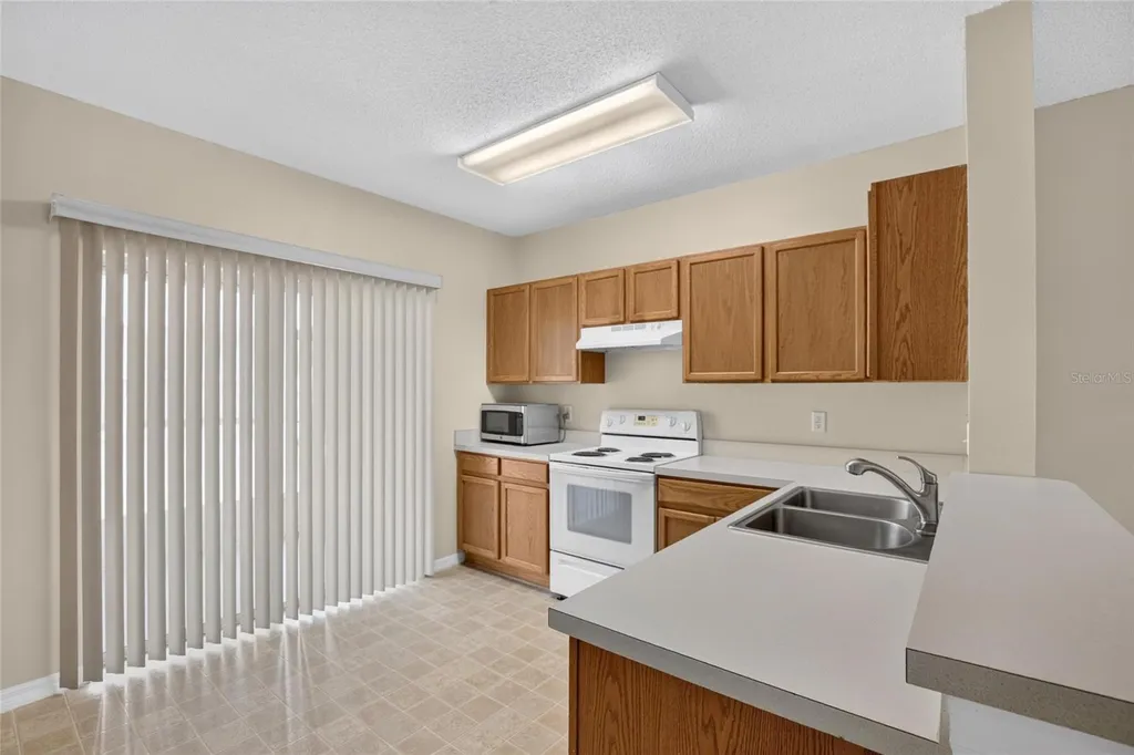 6134 Osprey Lake Circle Riverview FL 33578