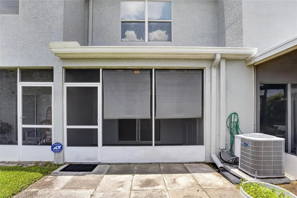 6134 Osprey Lake Circle Riverview FL 33578