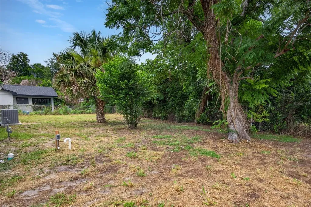 2390 29th Street NW Winter Haven FL 33881