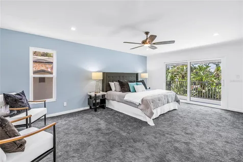 935 42nd Avenue N St Petersburg FL 33703
