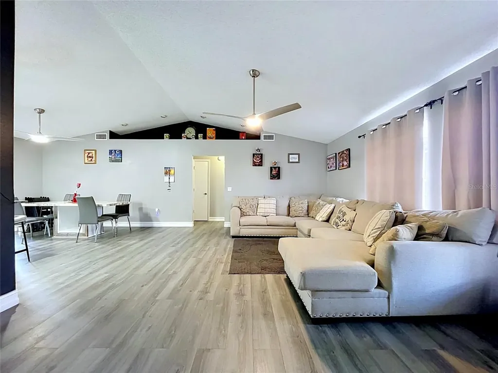 8017 Glenridge Lane Lakeland FL 33809