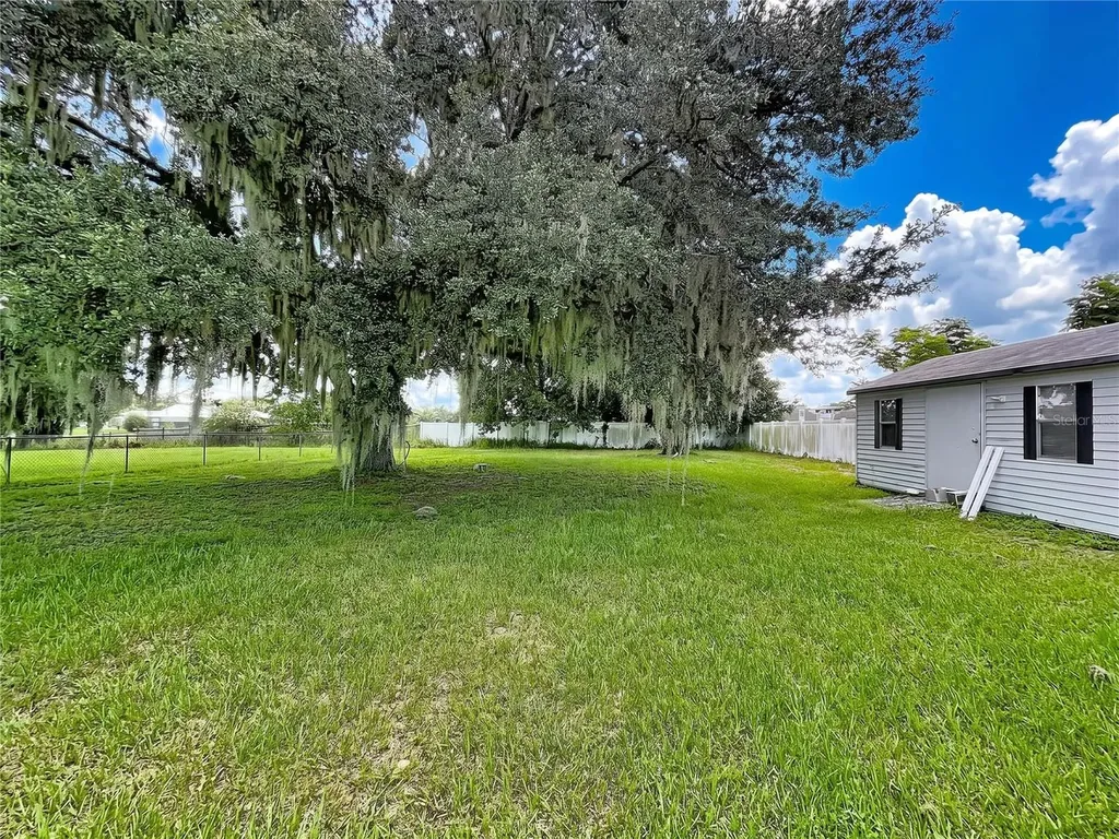 8017 Glenridge Lane Lakeland FL 33809