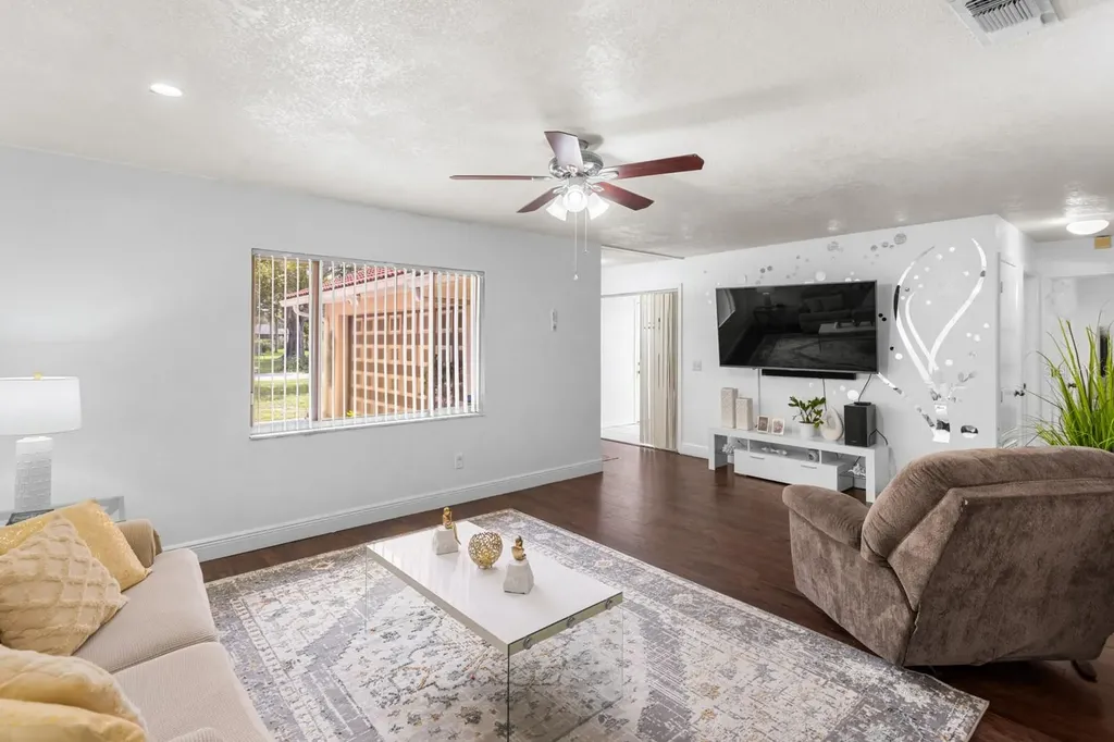 8243 Pamlico Street Orlando FL 32817