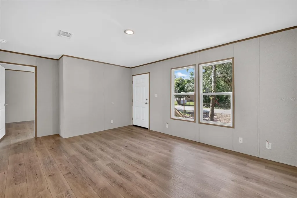 607 Lawrence Street Wildwood FL 34785
