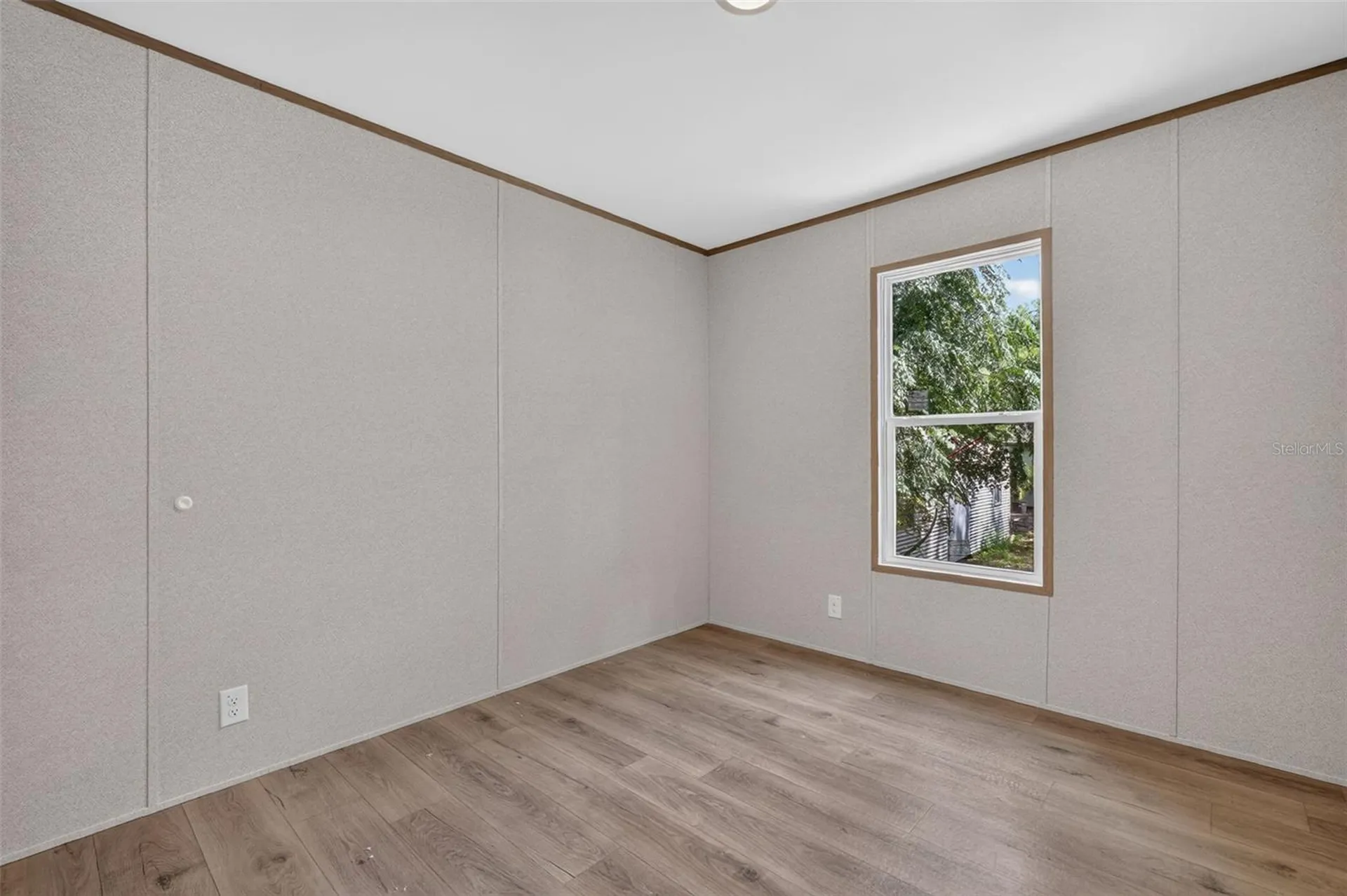 607 Lawrence Street Wildwood FL 34785