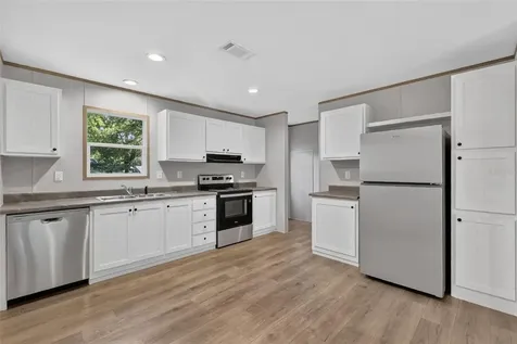 607 Lawrence Street Wildwood FL 34785