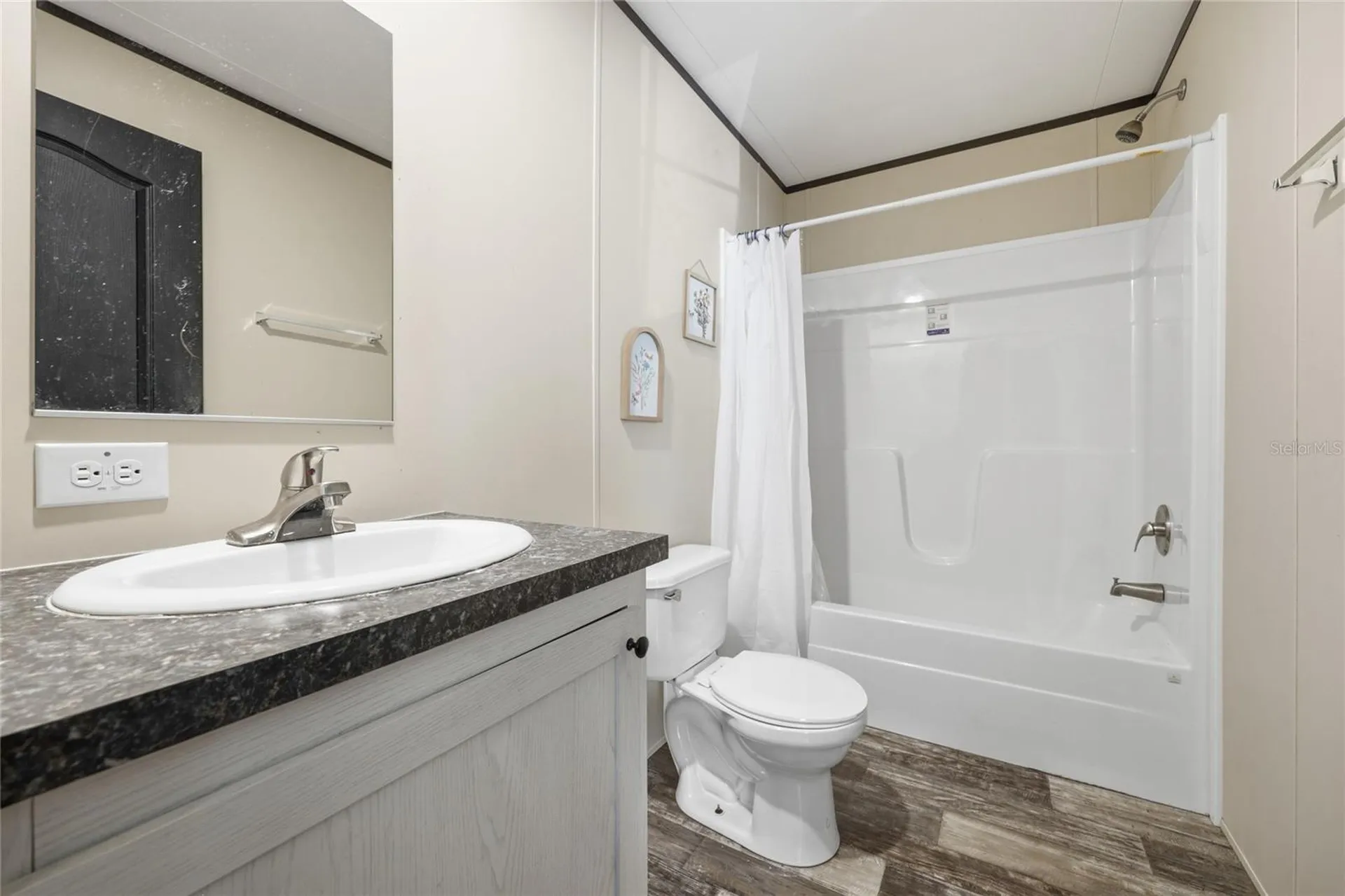 9831 NE 100th Street Archer FL 32618