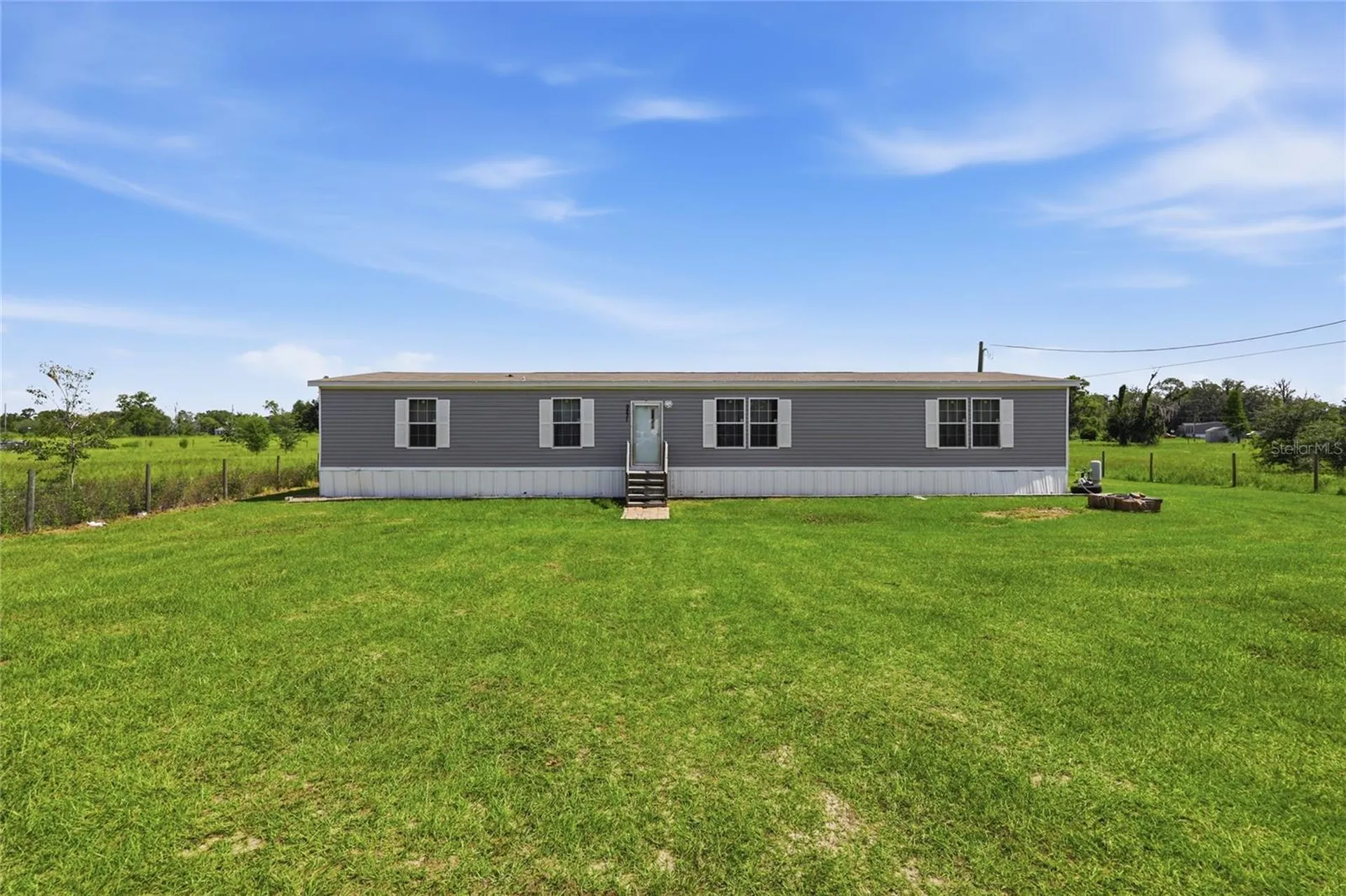 9831 NE 100th Street Archer FL 32618